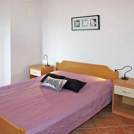 Apartment Sulina - Put111